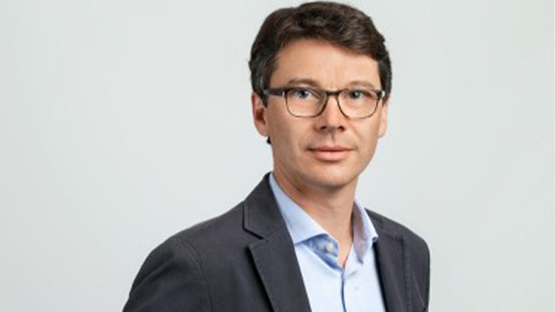 Dr, Remy Parmentier