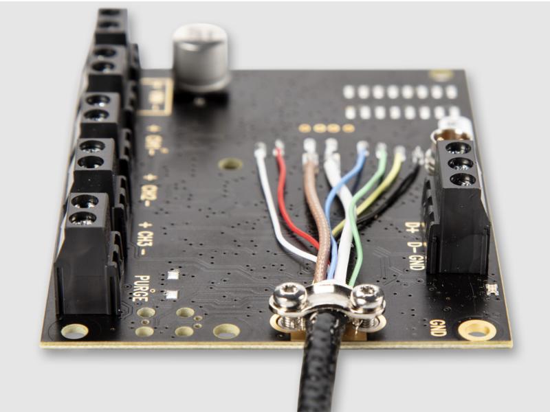 Humidity and Temperature Module HMM170 probe cable attachment